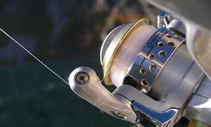 Как намотать леску и шнур на катушку безынерционную, инерционную и зимнюю