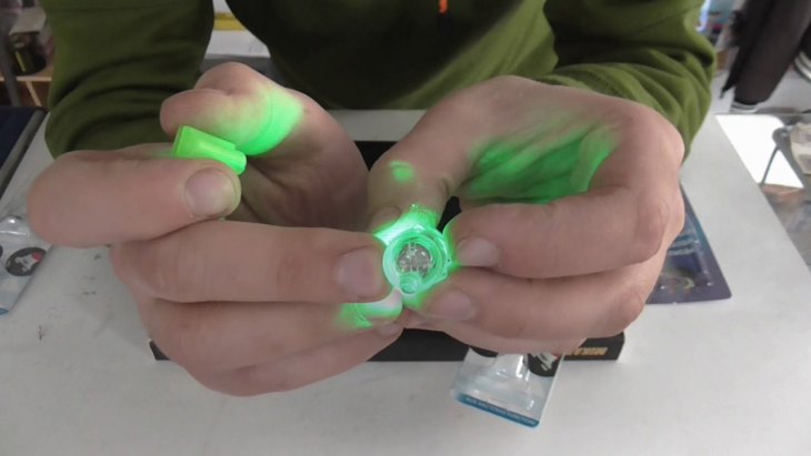 Как сделать сигнализатор поклевки для фидера и донки своими руками: лучшие варианты