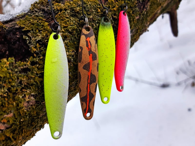 Лучшие зимние и летние блесны на судака