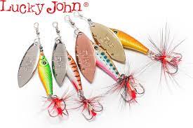 Ловля на блесны осенью, выбираем и применяем колебалки и вертушки