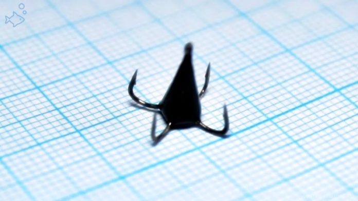 Безмотылка на окуня зимой: выбор мормышки, тактика и стратегия поиска и ловли