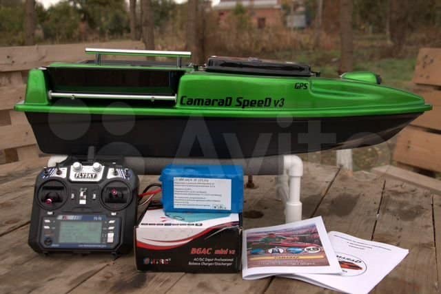 Как выбрать прикормочный кораблик для рыбалки и сделать своими руками