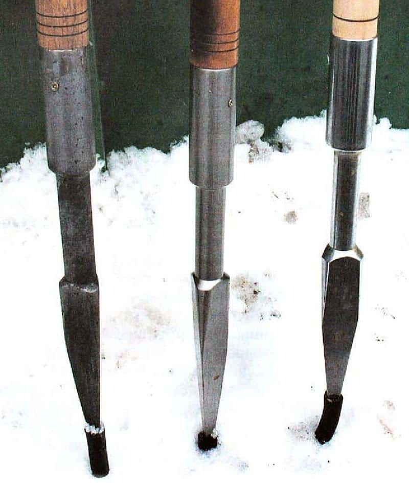 Как выбрать пешню для зимней рыбалки и как сделать своими руками