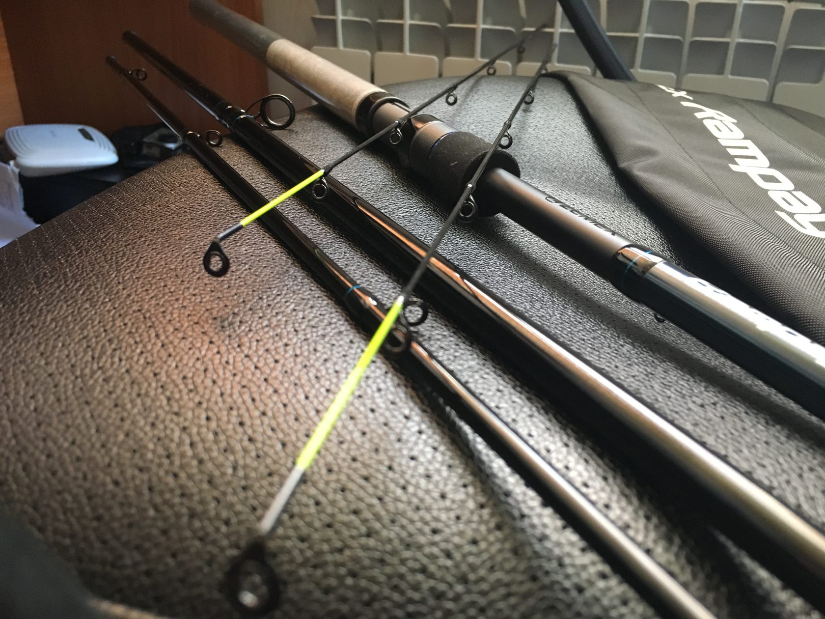 Монтажи фидерной снасти - простые и сложные, для течения и стоячей воды