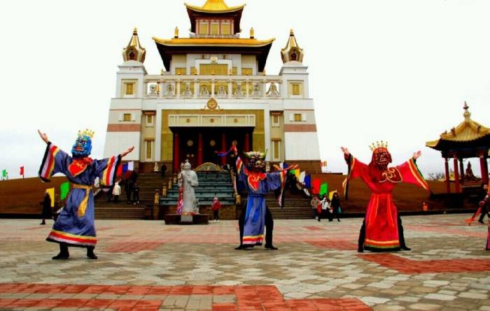 Интересные традиции калмыков - праздник