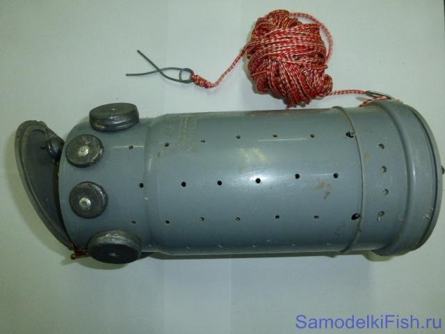 Делаем кормушку для рыбалки с лодки