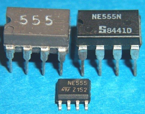 «Эволюция» микросхемы NE555