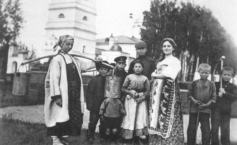 Сергей Есенин на родине