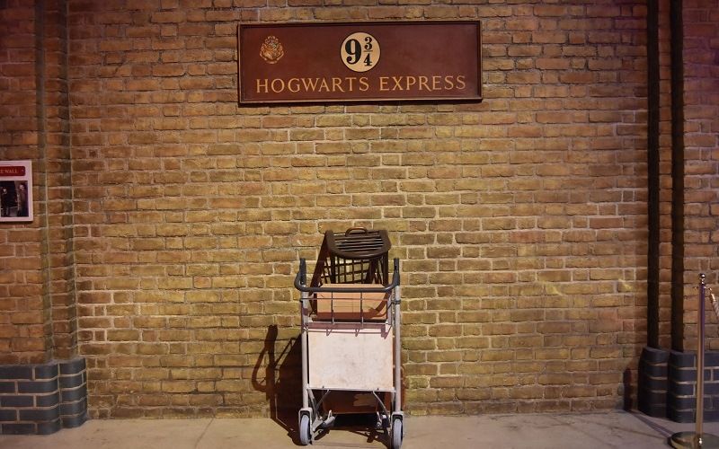 Вокзал Кингс-Кроссе, платформа 9¾