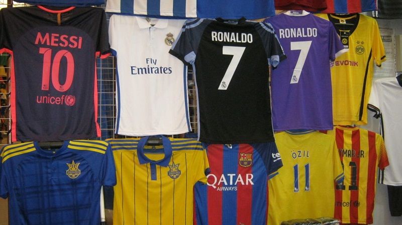 Нумерованная футбольная форма