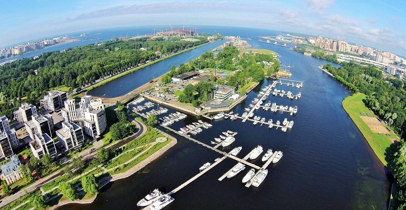 Крестовский остров