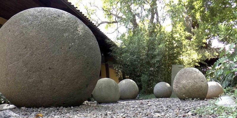 Каменные шары Коста-Рики