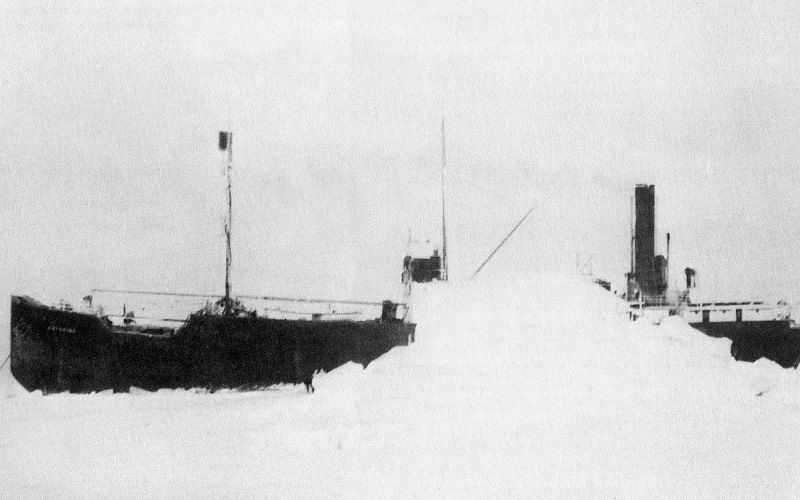 «Baychimo», застрявший во льдах