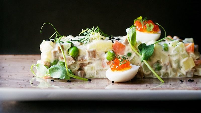 Салат "Оливье" с икрой