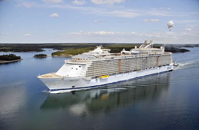 Лайнер Oasis of seas