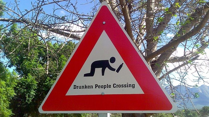 Знак "Пьяный пешеход"
