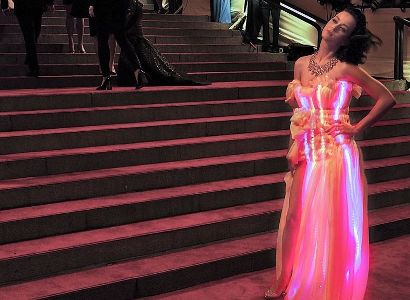 Платье с подсветкой