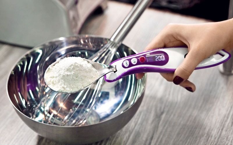 Ложка со встроенными весами