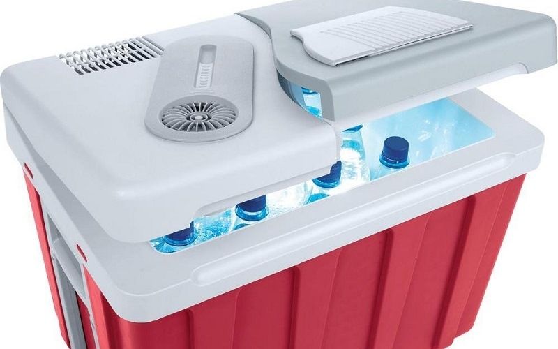 Мини-холодильник с динамиками