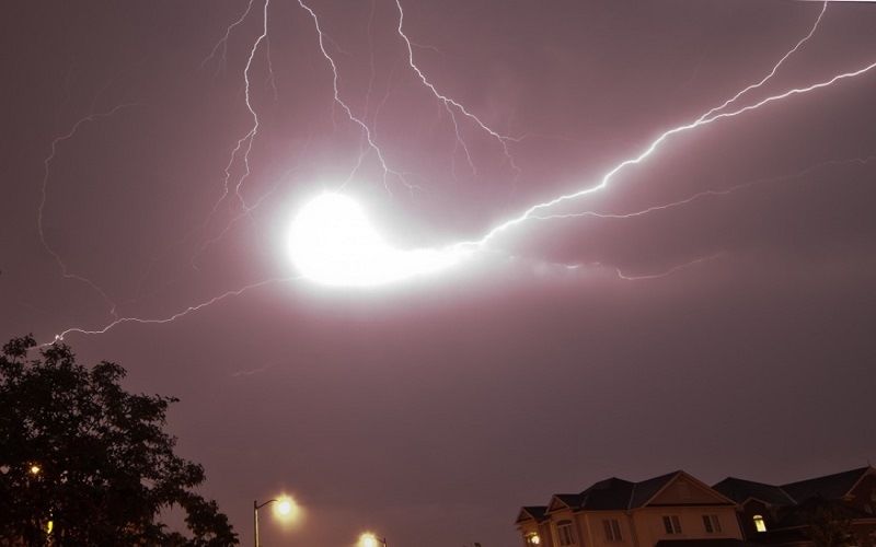 Шаровая молния