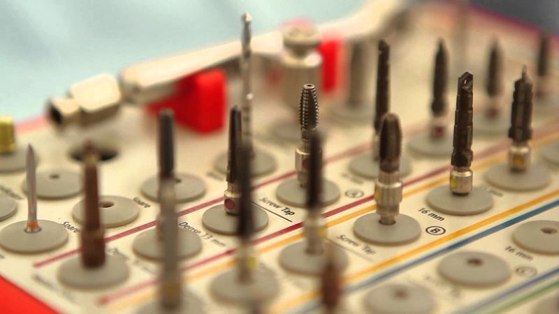 Одномоментная форма имплантации