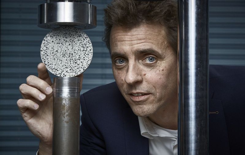 Самовосстанавливающийся бетон