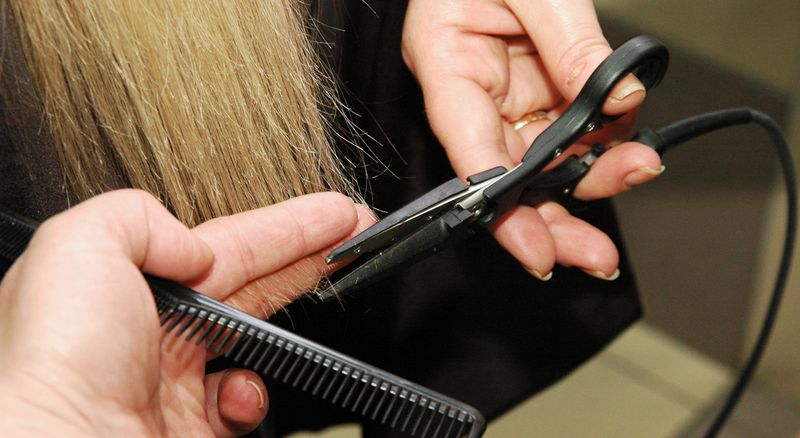 Стрижка горячими ножницами