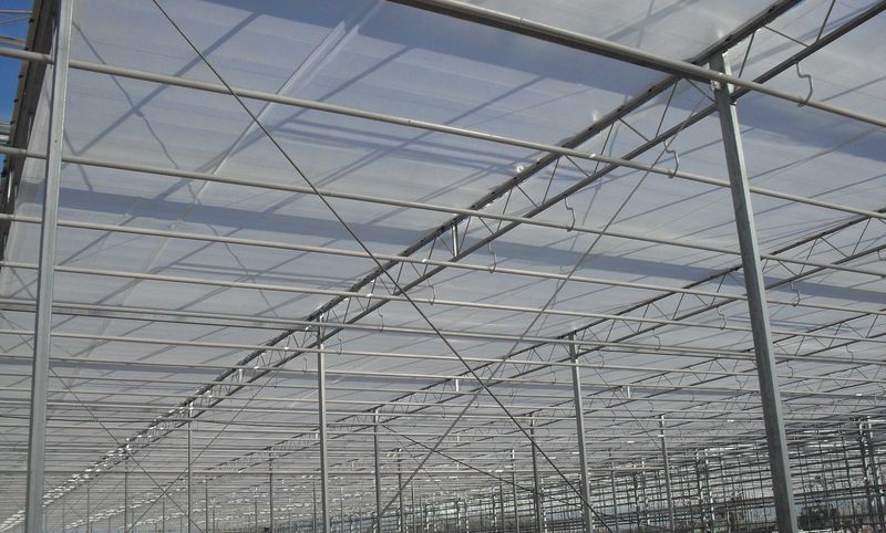 Зашторивание теплицы