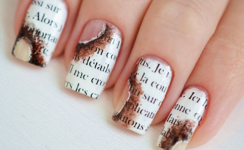 Газетный дизайн ногтей