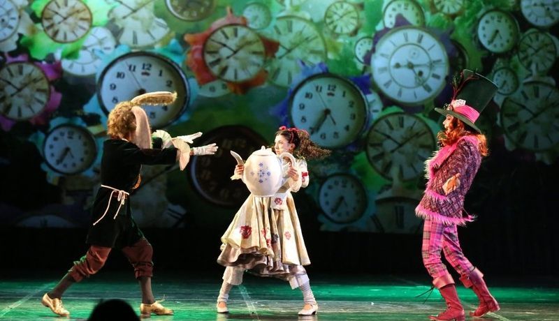 «Алиса в стране Чудес» театра «Санкт-Петербург Опера»