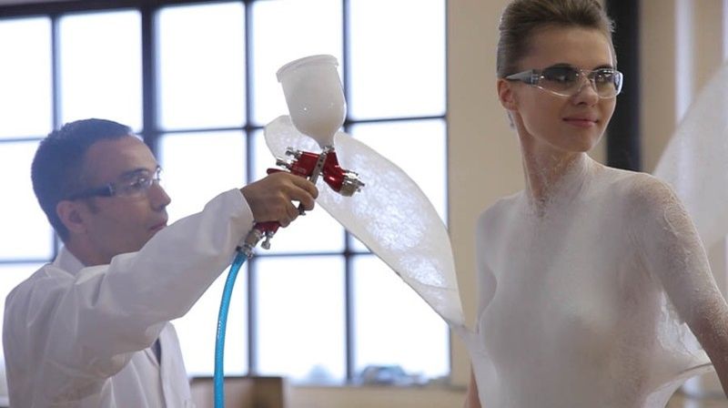 Одежда из баллончика