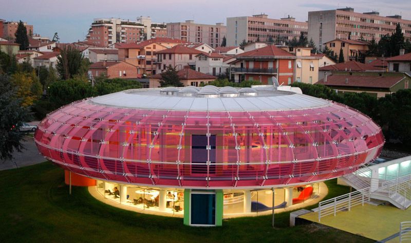 Библиотека в Перудже