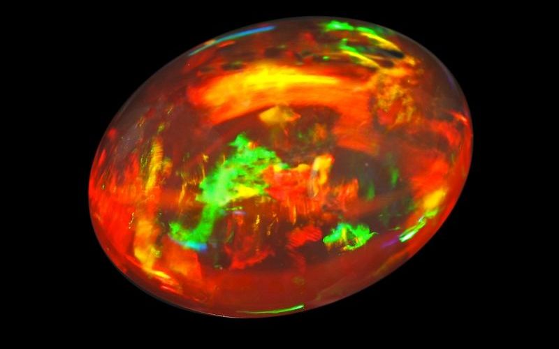 Огненный опал