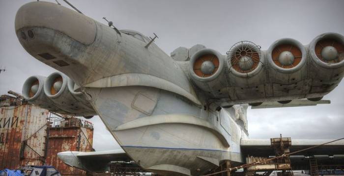 «Каспийский монстр»