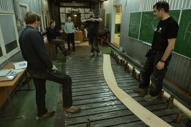 шаблон на столе