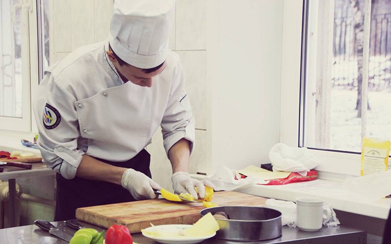 Учеба на технолога общественного питания