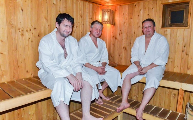 Деловые переговоры в сауне