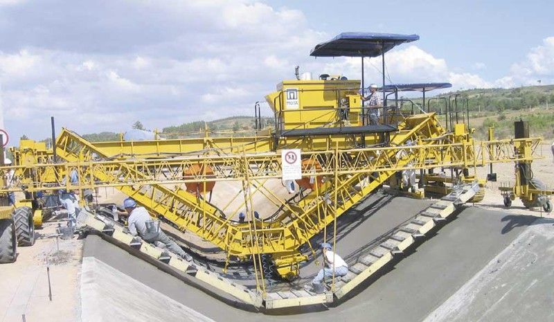 Бетоноукладчик канального типа Gomaco C650F