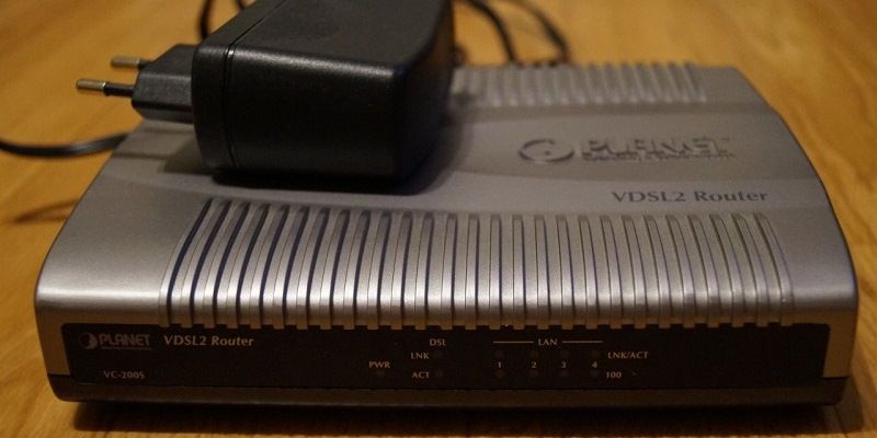 Модем Planet VC200