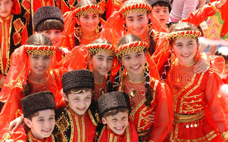 Дети в Азербайджане