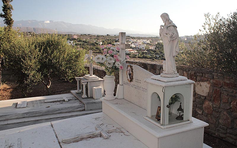 Кладбище в Греции