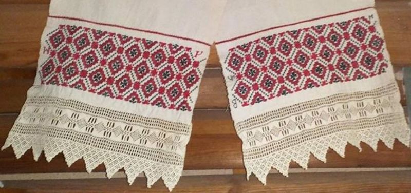 Вышитый рушник