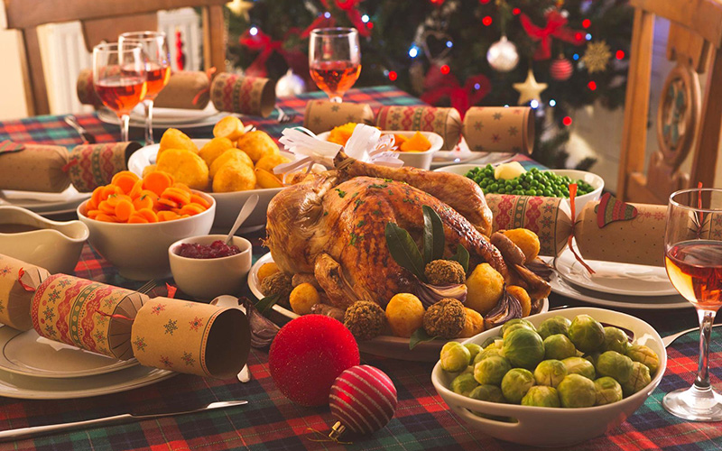 Праздничный рождественский стол