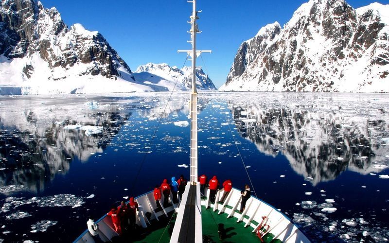 Антарктида. Пролив Лемера