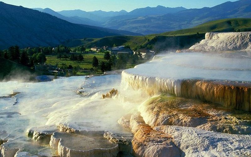 Удивительный Йеллоустонский Заповедник