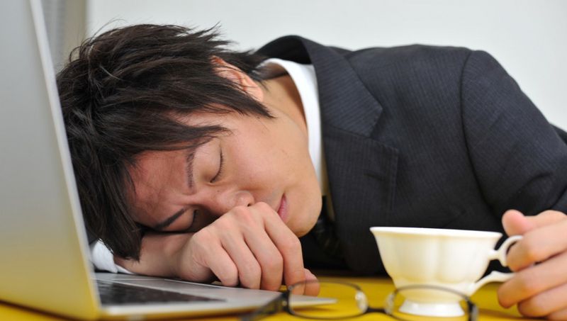 «Инэмури» - сон на рабочем месте в Японии