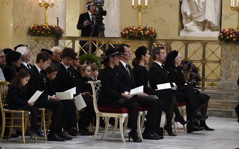 Стихи на похоронах