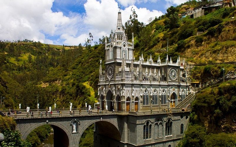 Храм Лас-Лахас в Колумбии