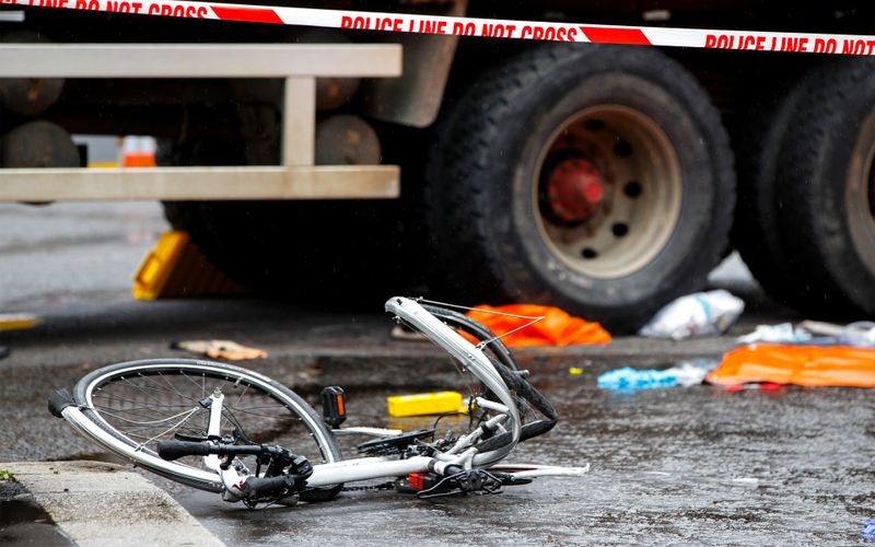 Сбитый велосипед