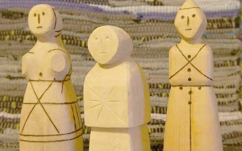 Деревянные куклы
